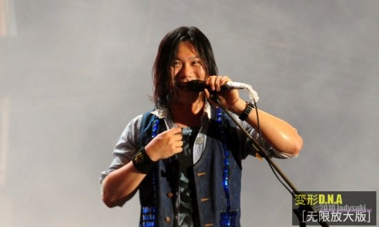 Mayday20100417-masa-nggid03270-ngg0dyn-550x0x100-00f0w010c010r110f110r010t010